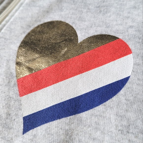 2/$15 🌼 Old Navy Striped Heart Zip Hoodie - Picture 3 of 7